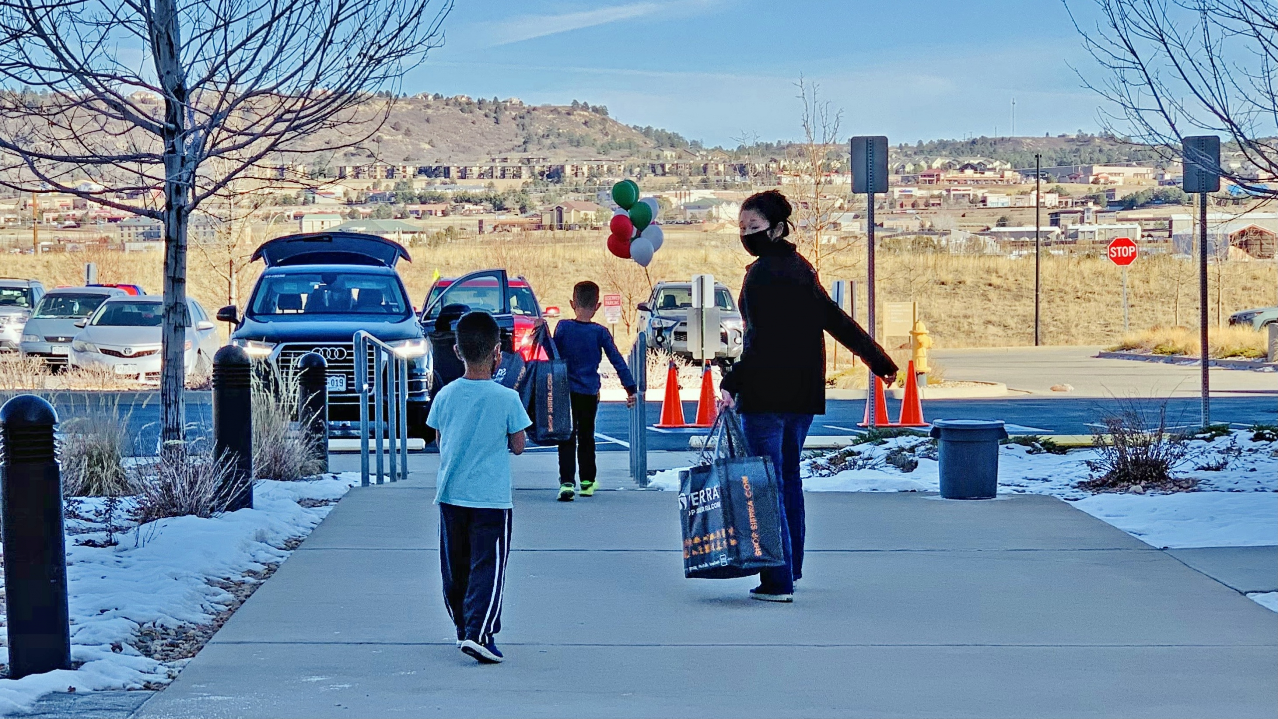 CASTLE ROCK CHURCH AND HOSPITAL PROVIDES CHRISTMAS FOR COMMUNITY FAMILIES