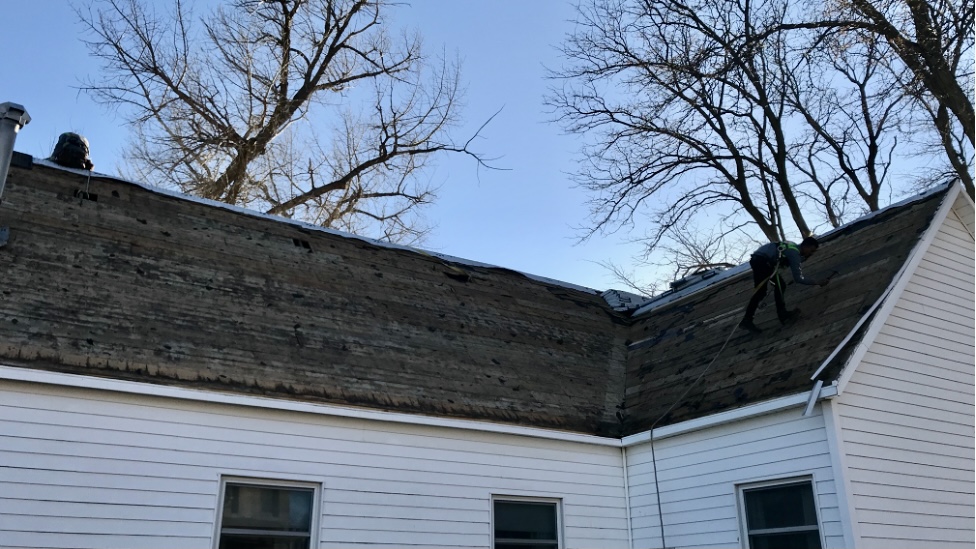 HOLYOKE CHURCH MEMBERS ARE READY TO GO ON THE ROOF