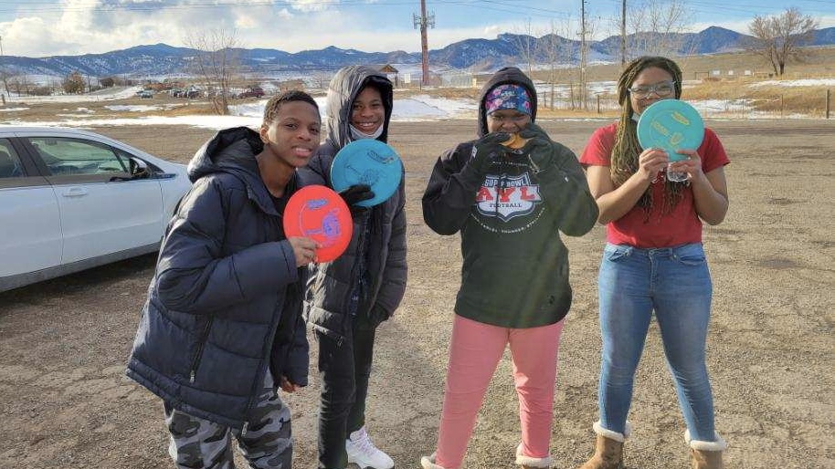 FRONT RANGE YOUTH JOINS FOR FRISBEE GOLFING