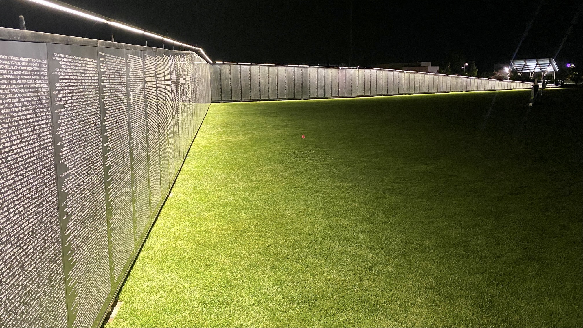 VIETNAM VETERANS HONORED IN FARMINGTON, NEW MEXICO AT THE WALL THAT HEALS