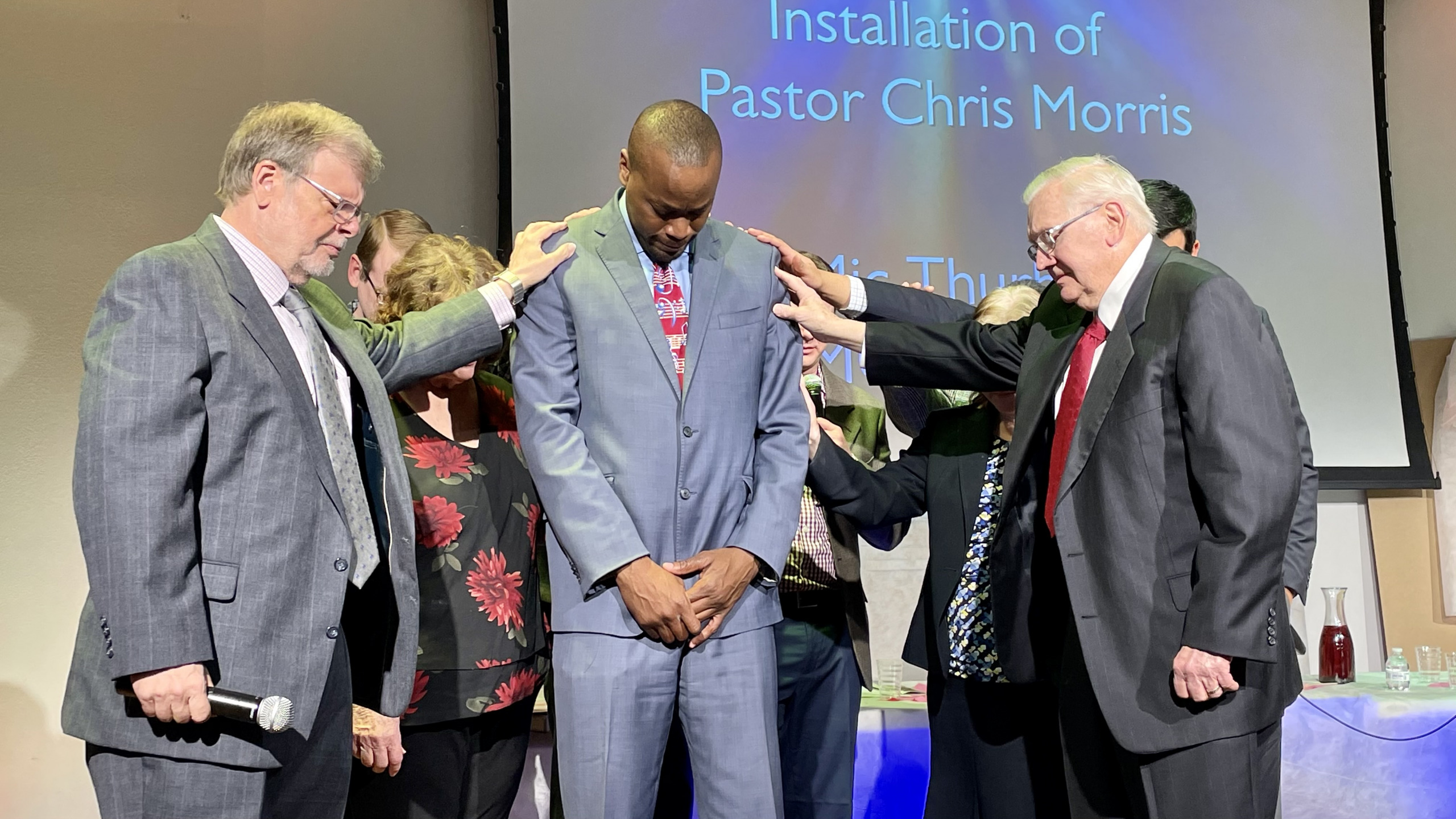 LITTLETON CHURCH WELCOMES SENIOR PASTOR