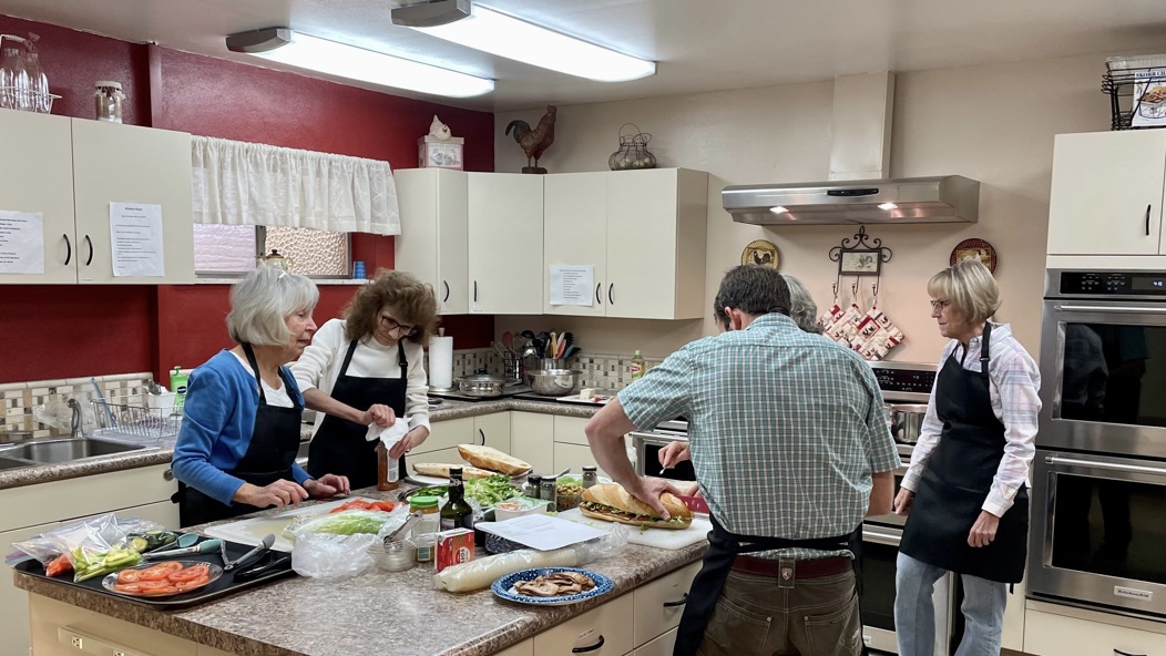 “HEALTHY VEGETARIAN COOKING WITH FRIENDS” AT MONTROSE