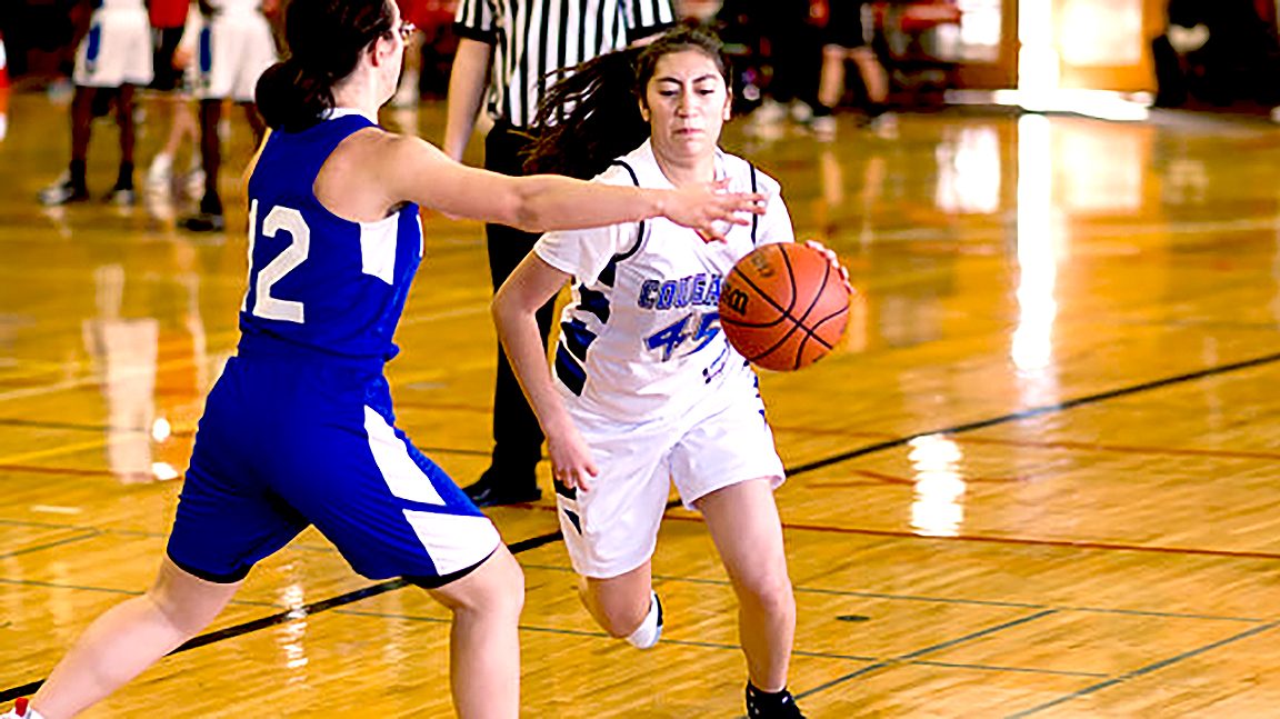 CAMPION GIRLS BASKETBALL BRING HOME UNION COLLEGE TOURNAMENT TROPHY