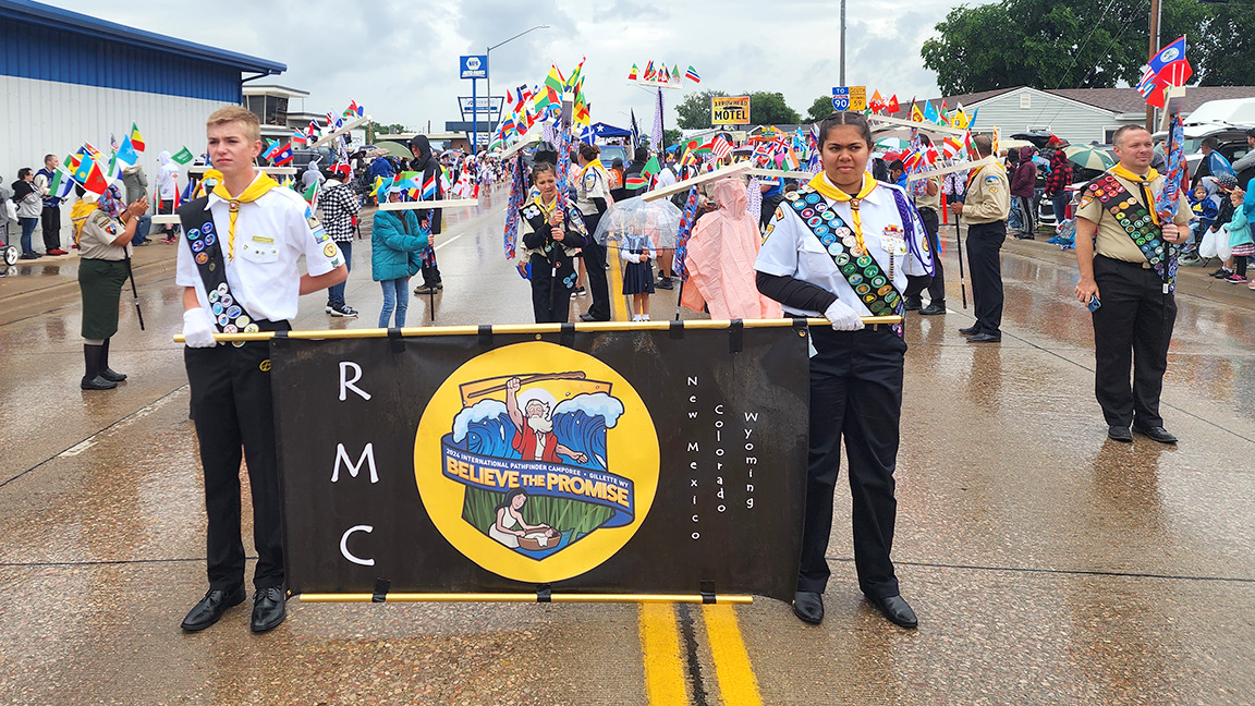 PATHFINDERS IN THE COMMUNITY AT GILLETTE FOURTH OF JULY PARADE