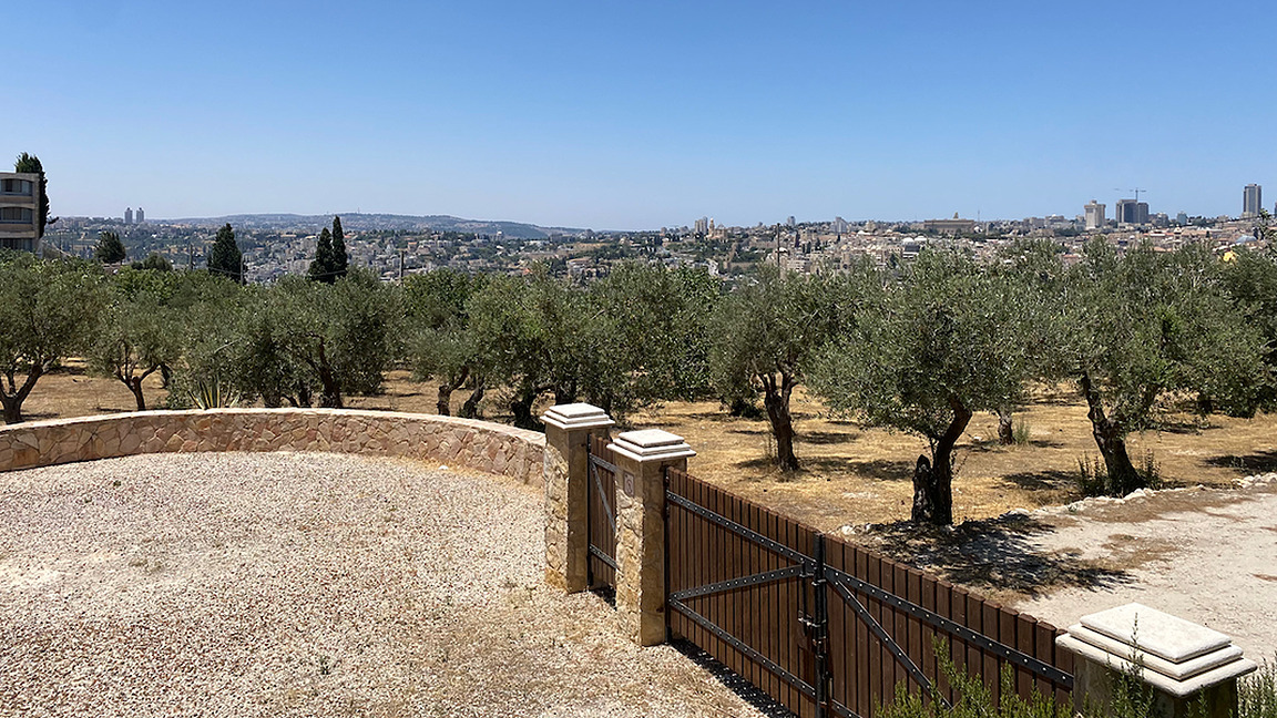 CAMPION MEMBERS EXPLORE THE HOLY LAND Rocky Mountain Conference of