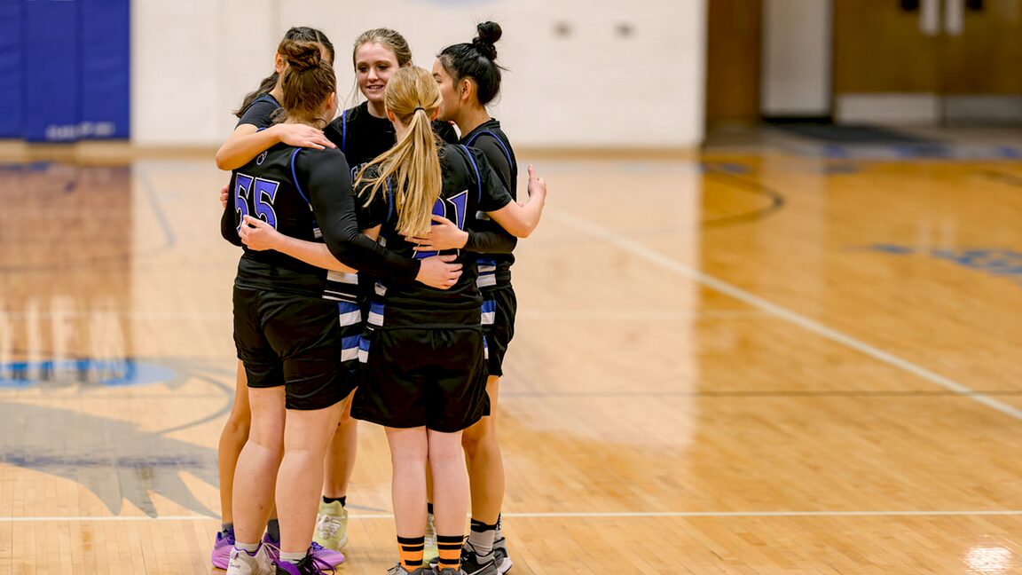 BASKETBALL PLAYERS CONNECT ON AND OFF THE COURT AT UNION COLLEGE TOURNAMENT
