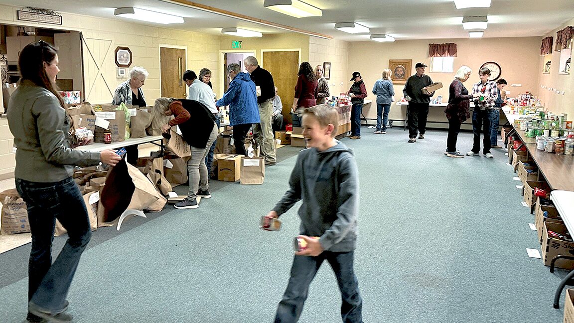 MONTROSE CHURCH SERVES MANY WITH THANKSGIVING BASKETS