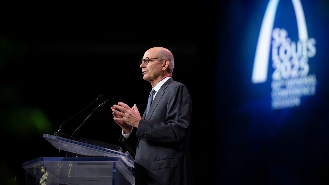 GENERAL CONFERENCE PRESIDENT TED WILSON ISSUES CORRECTIVE STATEMENT ON IMMUNIZATION REMARKS