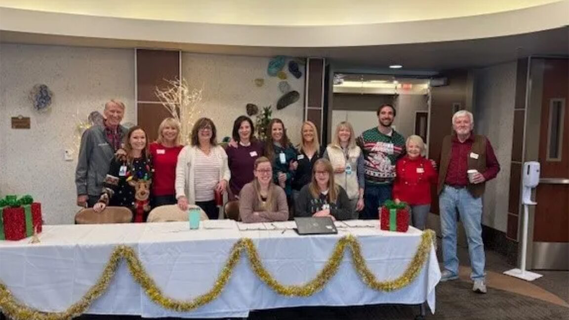 ADVENTHEALTH CASTLE ROCK BRINGS HOLIDAY HOPE THROUGH THE 2025 CHRISTMAS STORE