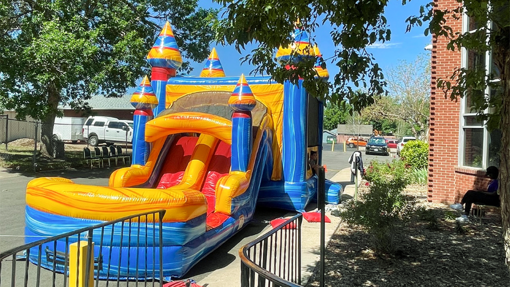 bouncyhouse